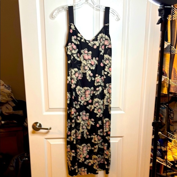 EUC LAURA URBINATI silk Floral Black Dress size Italian 44 us 8